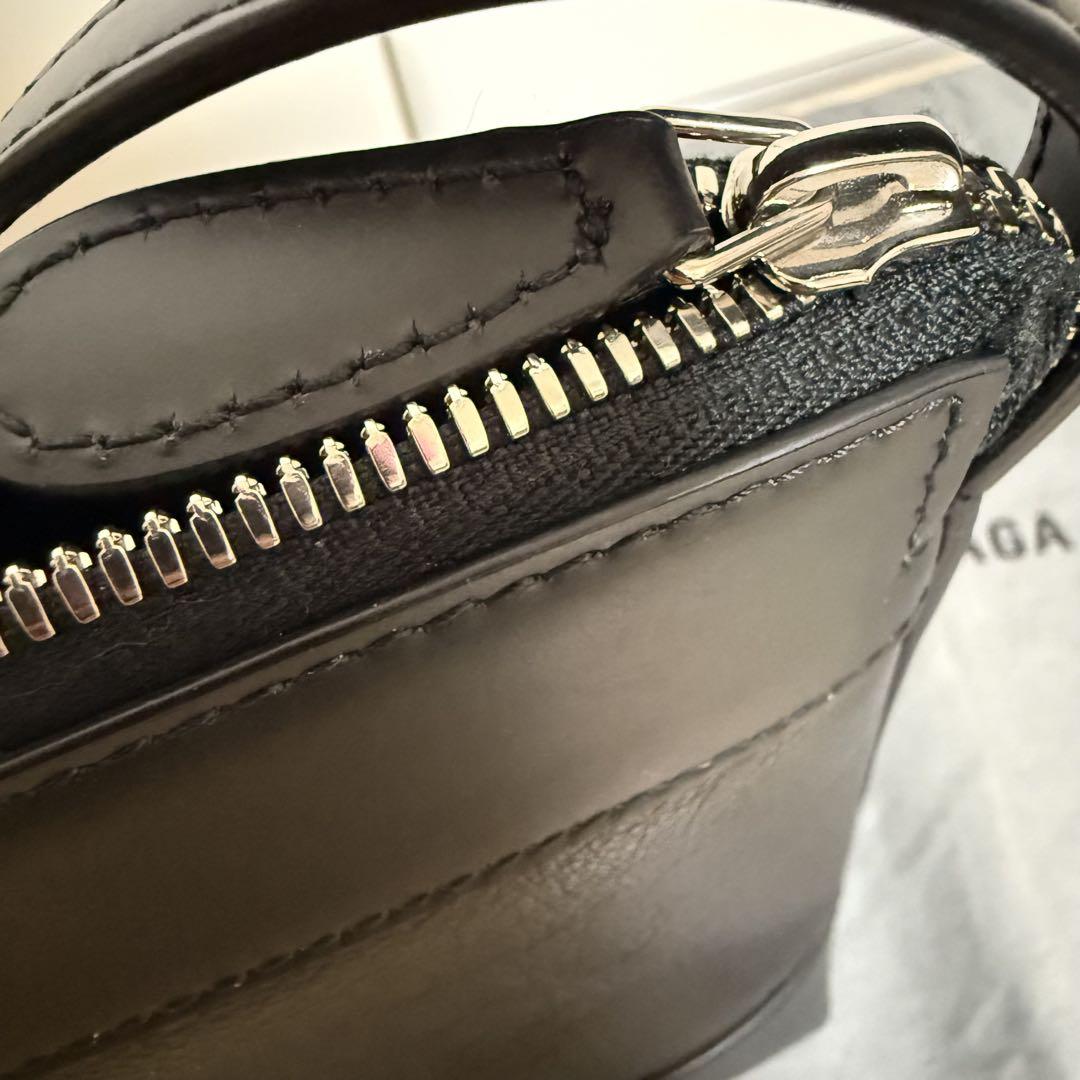 ⭐︎希少⭐︎BALENCIAGA ブラックレザー ショルダーバッグ