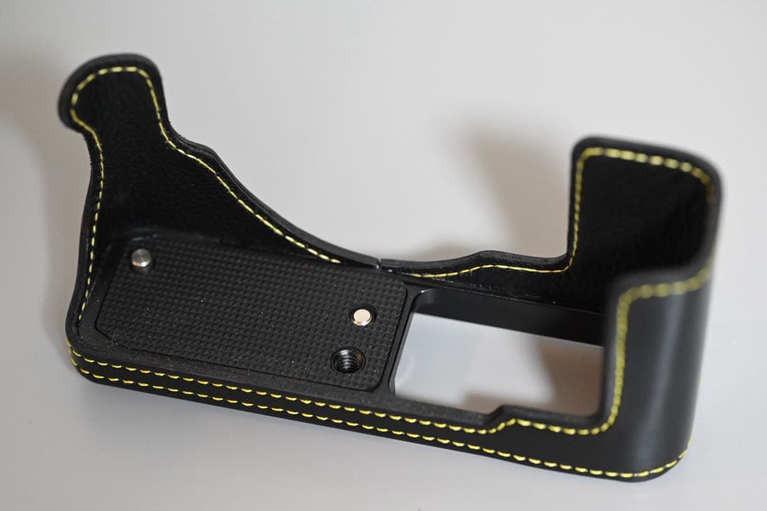 nikon zfc用 革製ケース ユーエヌ