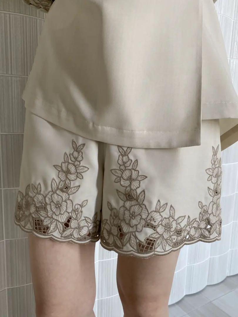 パンツ Ameri MEDI LACE EMBROIDERY SHORT PANTS