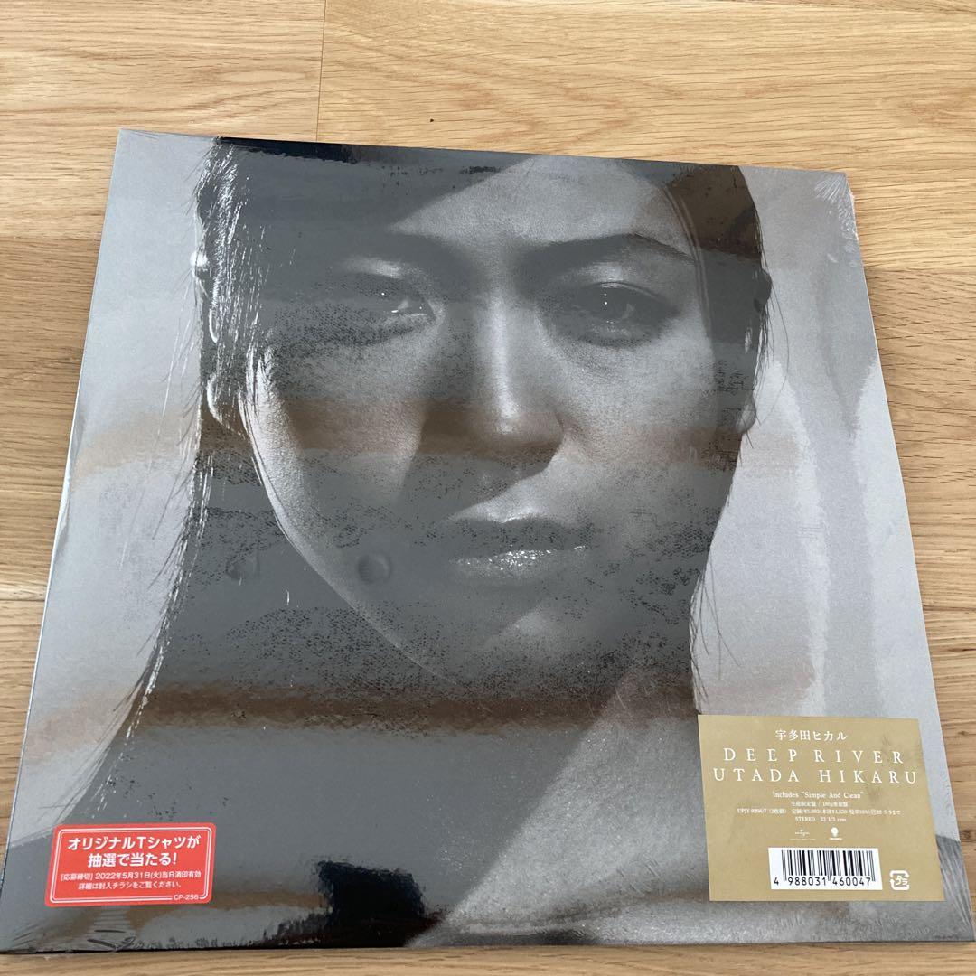 宇多田ヒカル LPレコード２枚組アルバム「DEEP RIVER」新品未開封美品