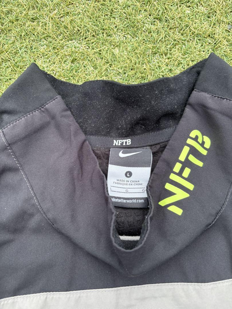 Nike NFTB トレーニングウェア Lサイズ　上下セット