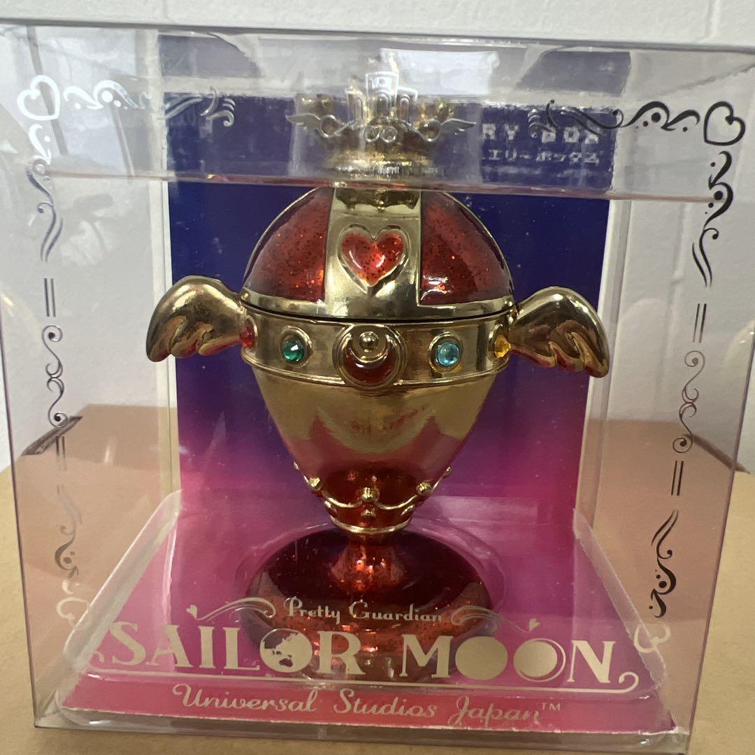 セーラームーン　ジュエリーボックス　USJ