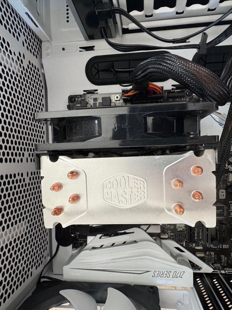 自作ゲーミングPC✨corei7-6700K❗️ GTX970✨SSD.メモ16G 自作ゲーミングPC✨corei7-6700K❗️ GTX970✨SSD.メモ16G