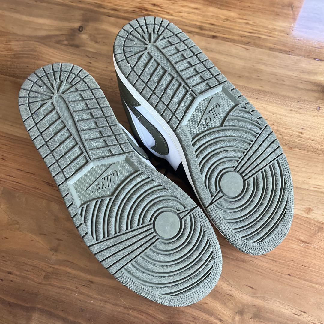 Nike Air Jordan 1 Low ブラック/ホワイト