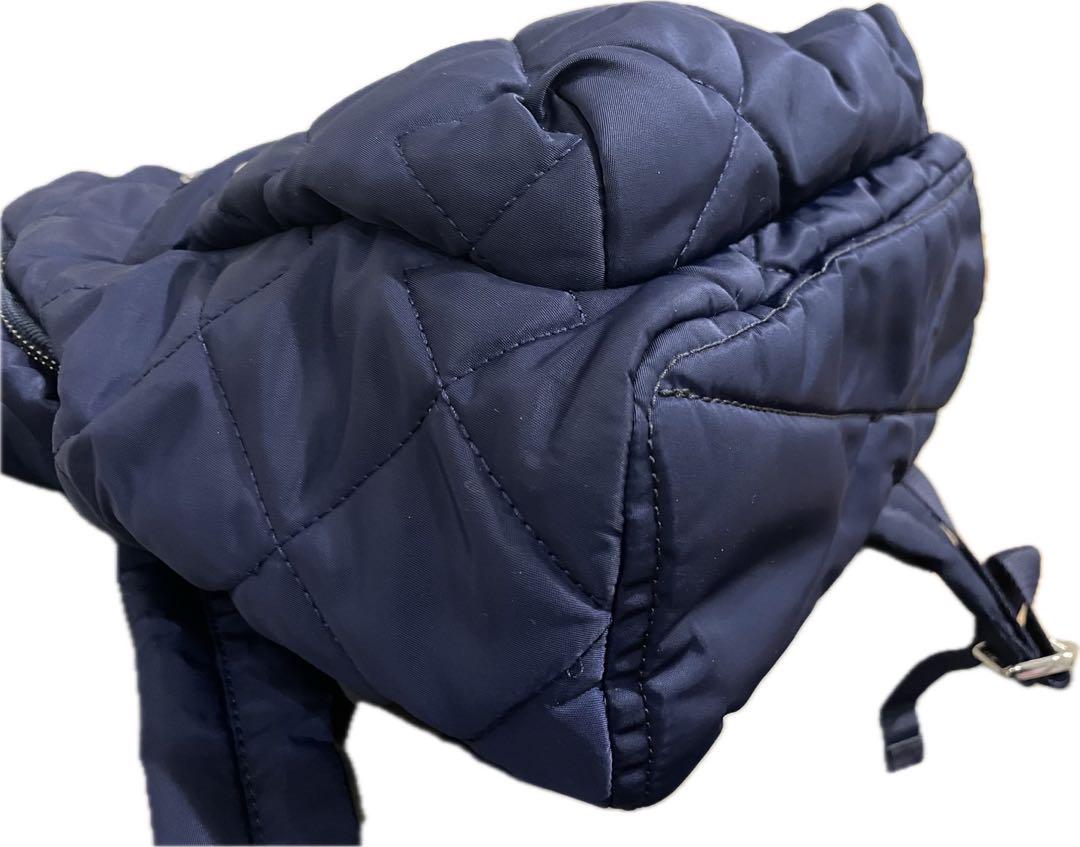 MARC BY MARC JACOBS キルティングリュックネイビー