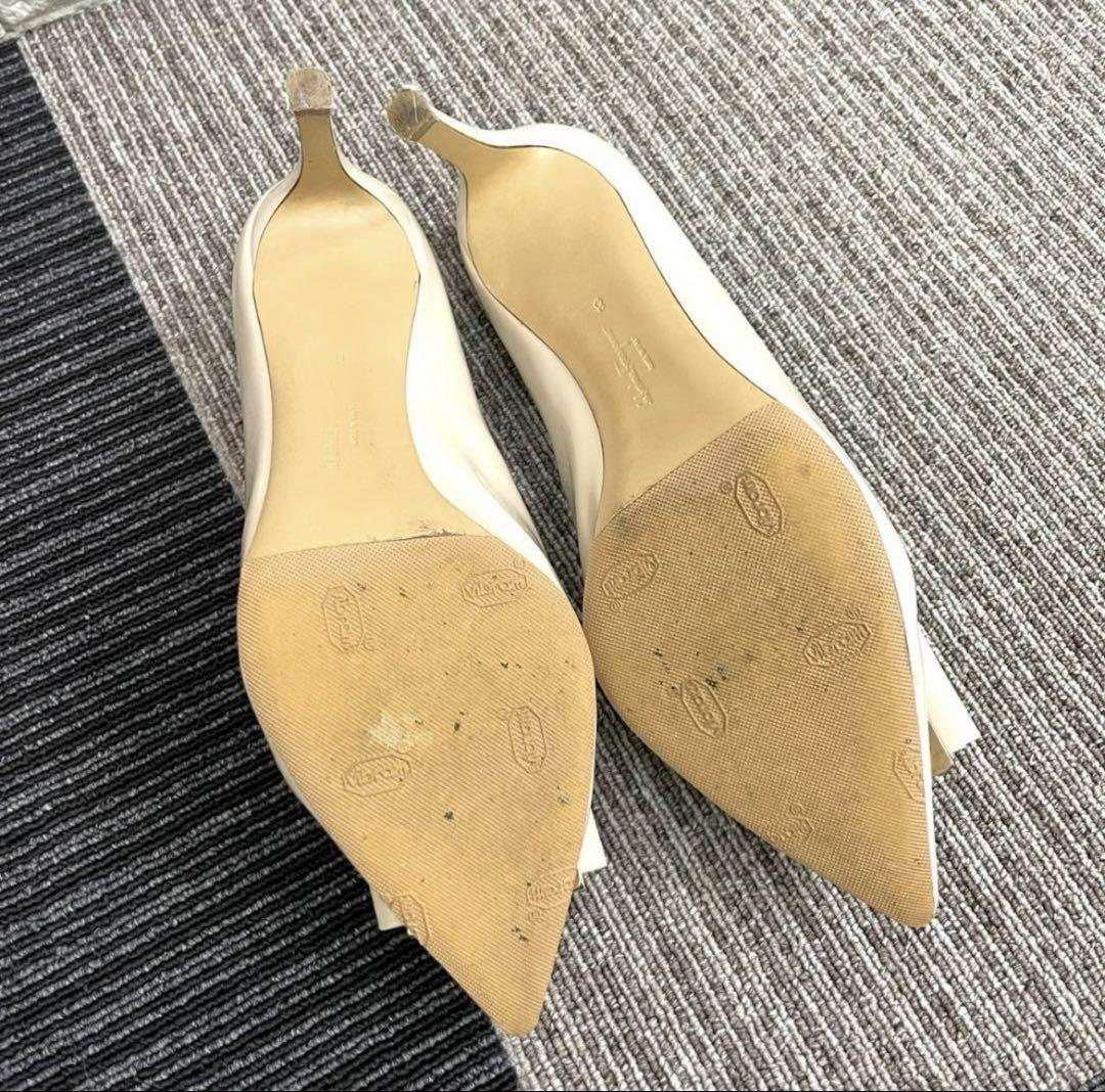 ferragamo　フェラガモ　ヴァラ　リボン　エナメル　パンプス