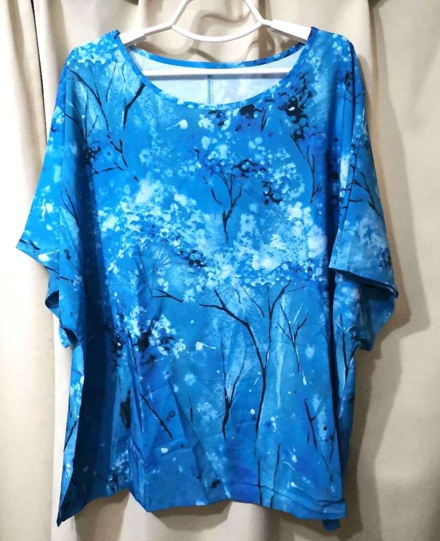 大きいサイズ　カジュアルブラウス　5XL(JP-9XL) サイズ　未使用