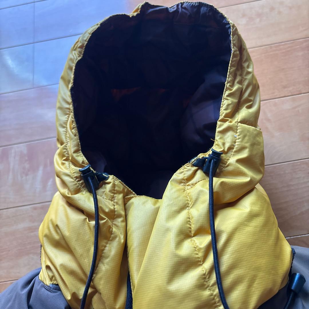 THE NORTH FACE フード付きダウンジャケット メンズ S 穴あり THE NORTH FACE フード付きダウンジャケット メンズ S 穴あり