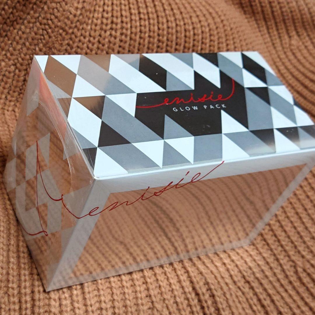 enisie GLOW PACK