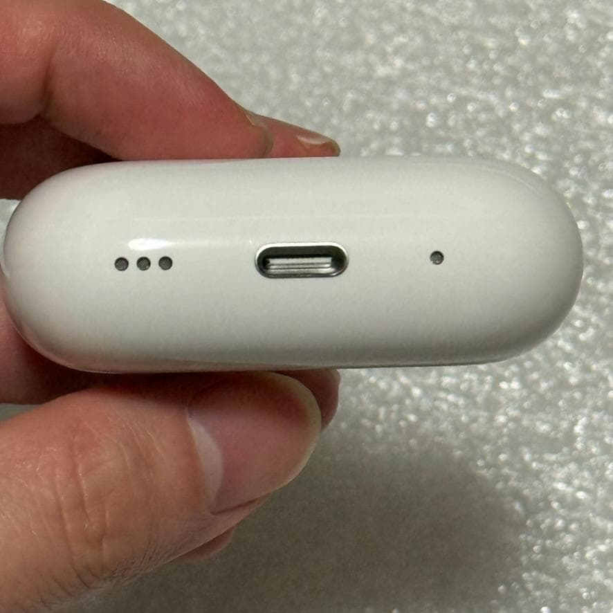 【美品】Apple AirPods Pro 2 USB-C対応 【美品】Apple AirPods Pro 2 USB-C対応