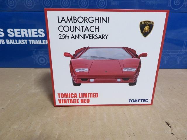 トミカリミテッドヴィンテージネオ ランボルギーニ カウンタック 25th 赤