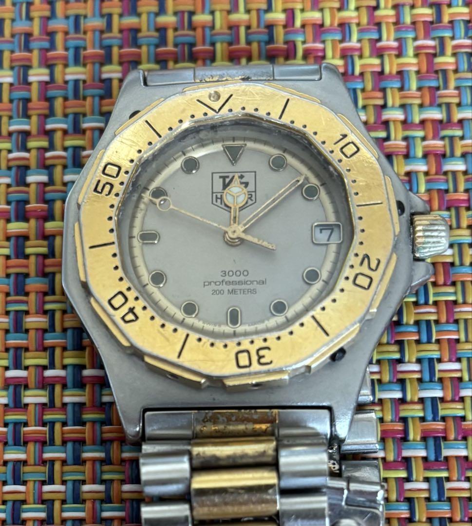 TAG Heuer プロフェッショナル 時計 200m防水 TAG Heuer 3000プロフェッショナルアナログ時計 200m防水 - メルカリ