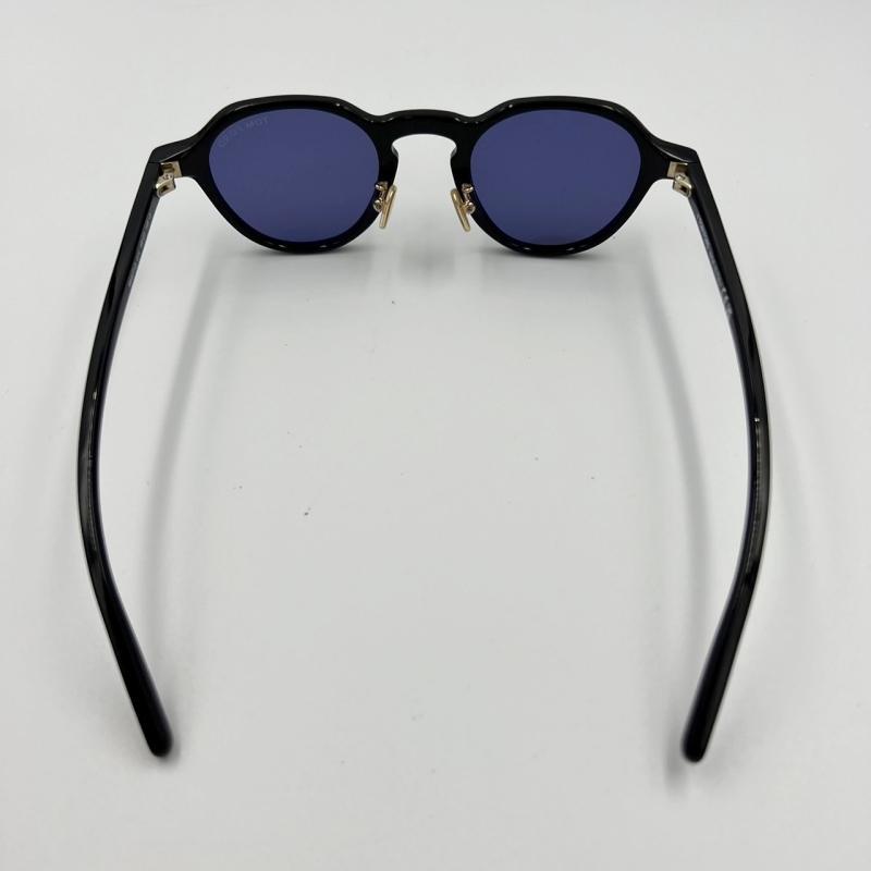 美品 TOM FORD サングラス TF877 ブラック クラウンパント 度なし