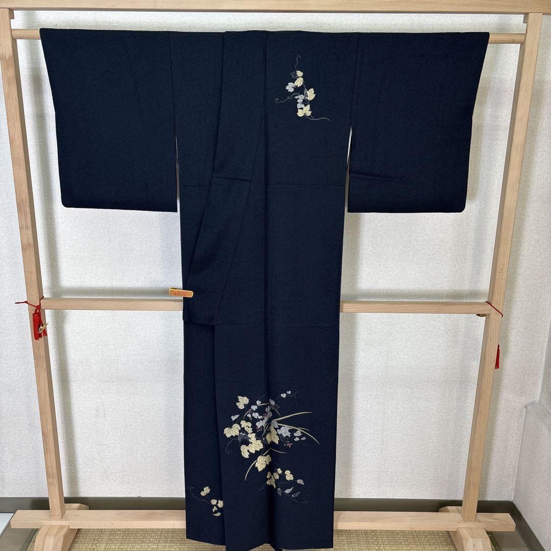 着物 金駒刺繍 金彩 上品な花柄 一つ紋 付下げ 着物 正絹 AK