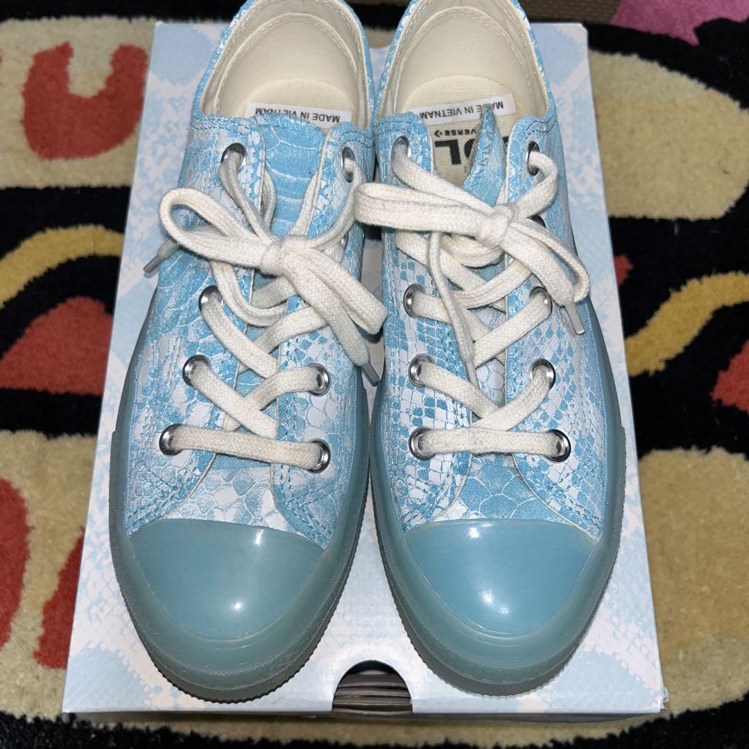 【SANTONI】ライトブルータンブルレザーメンズスニーカー Santoni】アンティークドレザー メンズスニーカー ブルー 靴