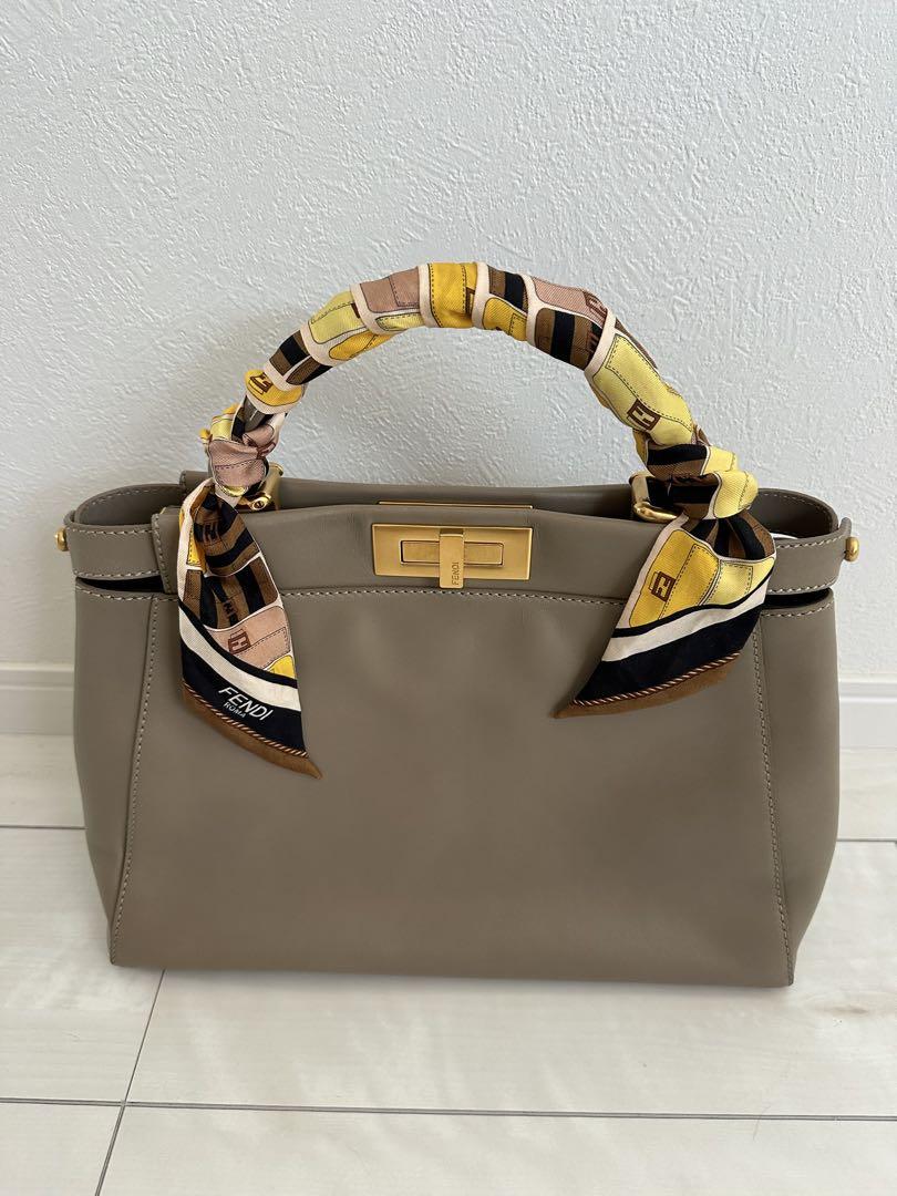 FENDI ピーカブー スカーフおまけで付けます - メルカリ