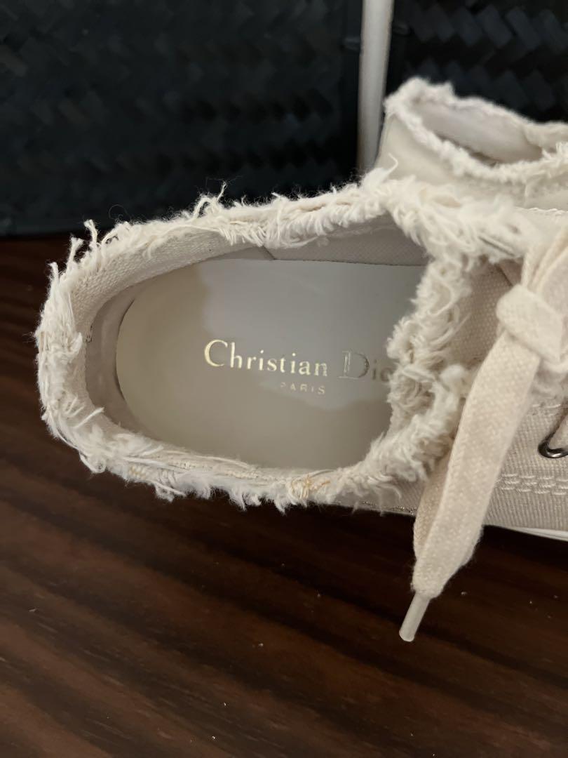 dior ロゴが可愛いデニムのスニーカー