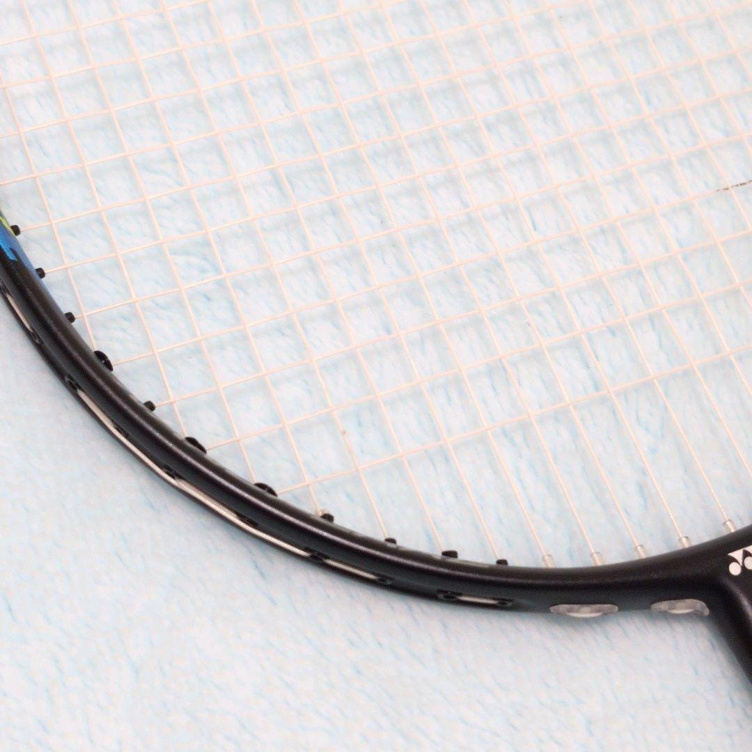 YONEX NANOFLARE 700 4UG5 極美品