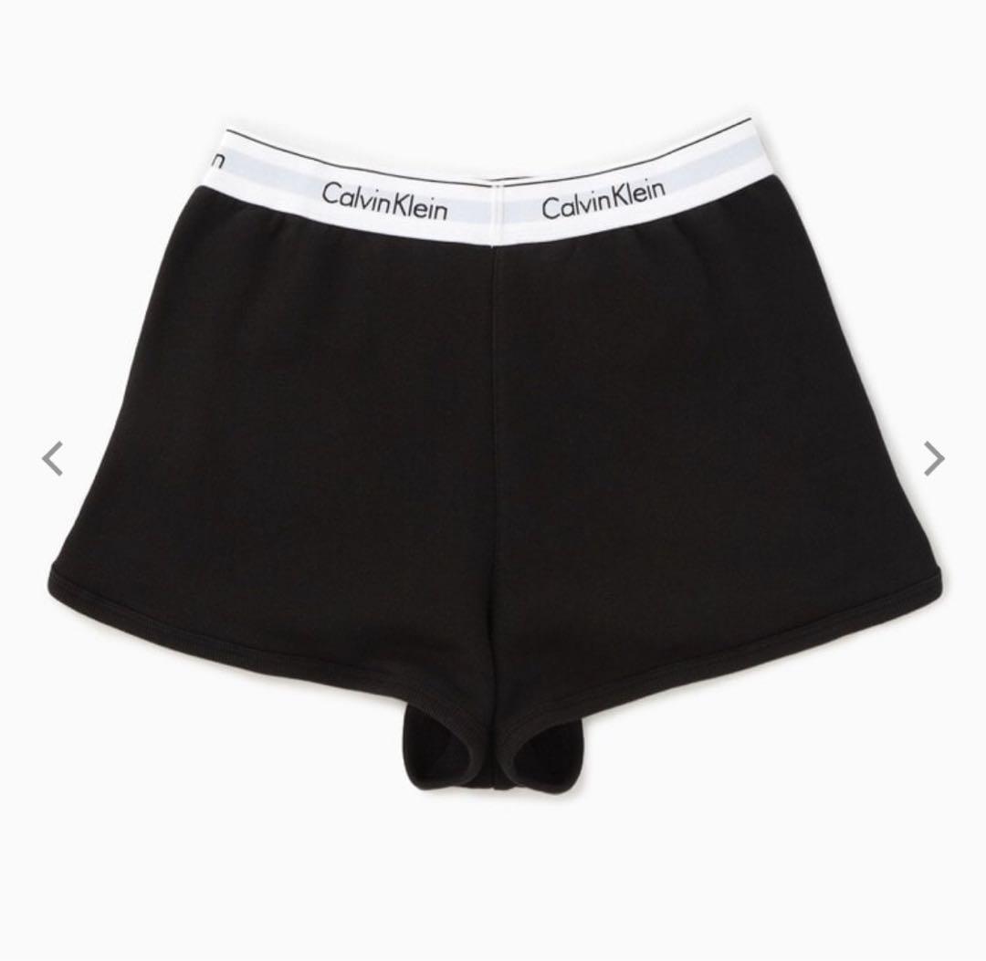 新品 Sサイズ カルバンクライン ショートパンツ
