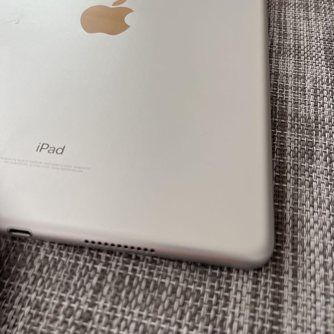 iPad Pro (10.5-inch) シルバー 64GB ジャンク Apple iPad Pro (10.5インチ) シルバー 64GB ジャンク