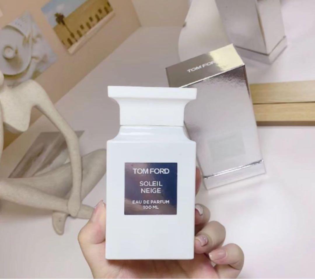 新品TOMFORD トムフォード ソレイユ ネージュ 香水 100ml 新品TOMFORD トムフォード ソレイユ ネージュ 香水 100ml