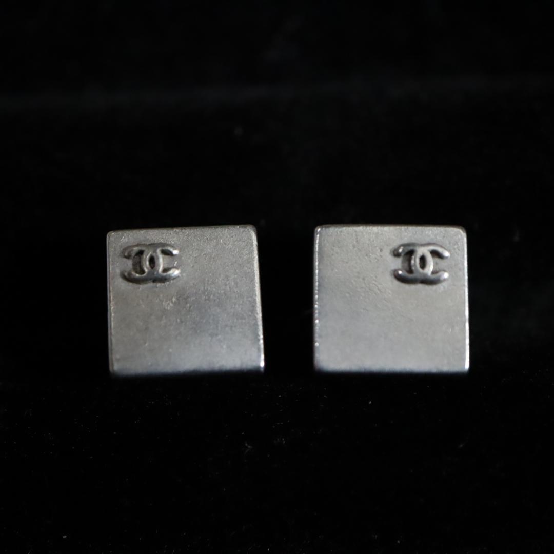 本物保証 匿名配送 ココ シルバー スクエア 00C l947K-m78494989091 CHANEL シャネル ピアス 低価超激得