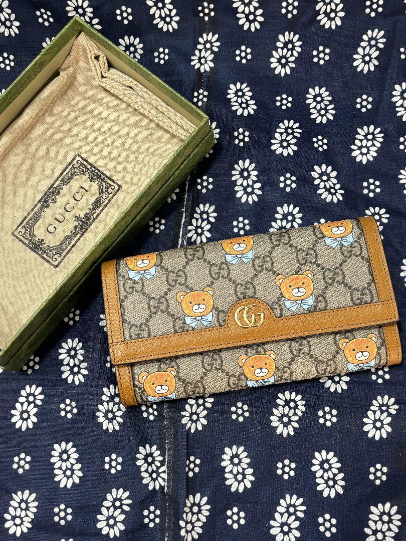 卍 GUCCI