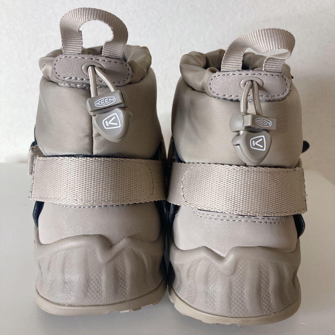 未使用品　HYKE /ハイク× KEEN キーン コラボスニーカー　ブーツ