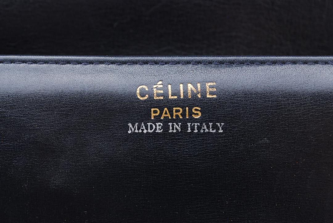 CELINE 馬車金具 キャリッジメタルショルダーバッグ AA176