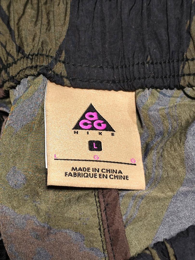 NIKE ACG Lサイズ 迷彩ショートパンツ