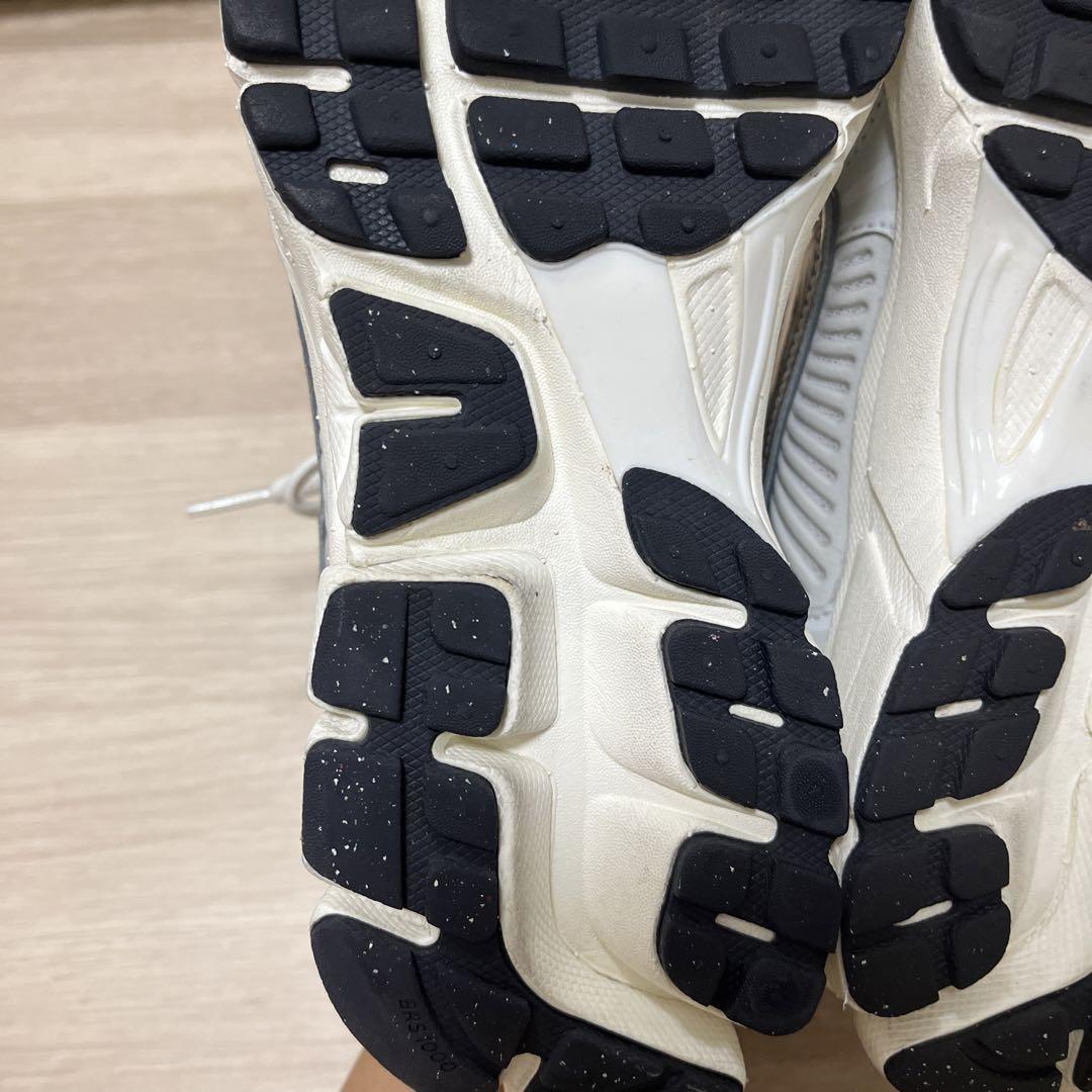 NIKE ナイキ  ズーム ボメロ5 クローム23cm
