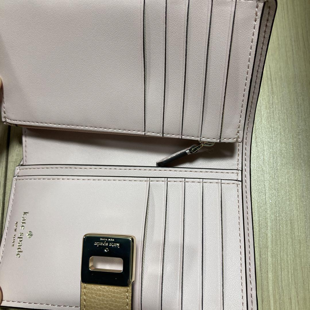 kate spade 二つ折り財布 ベージュ