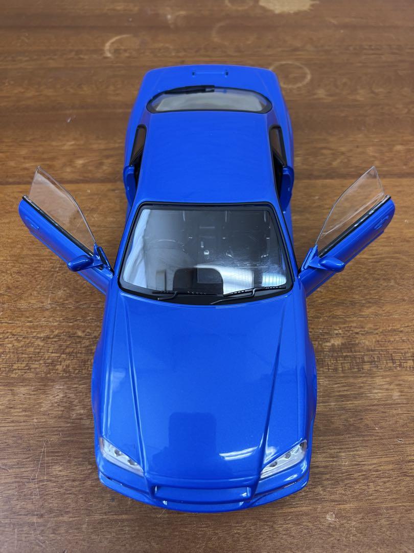 No534 ミニカー1/18 NISSAN SKYLINE GT-R R34