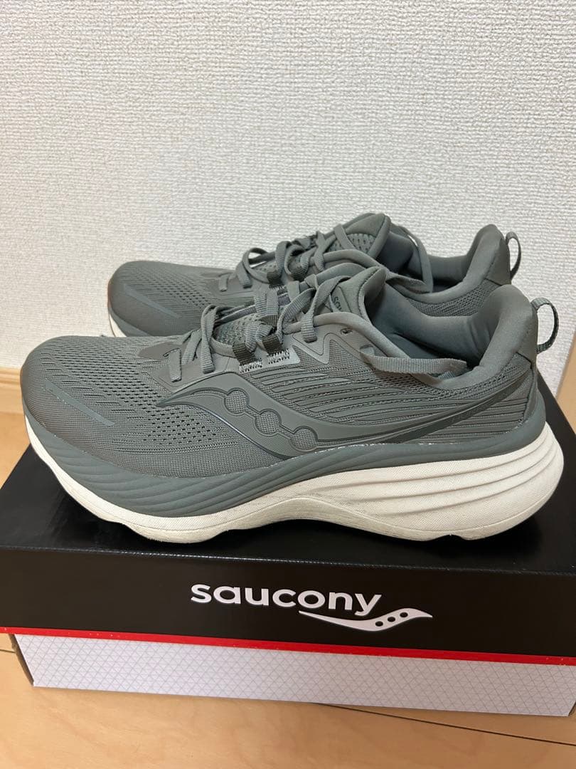 ハリケーン24 28cmSAUCONY