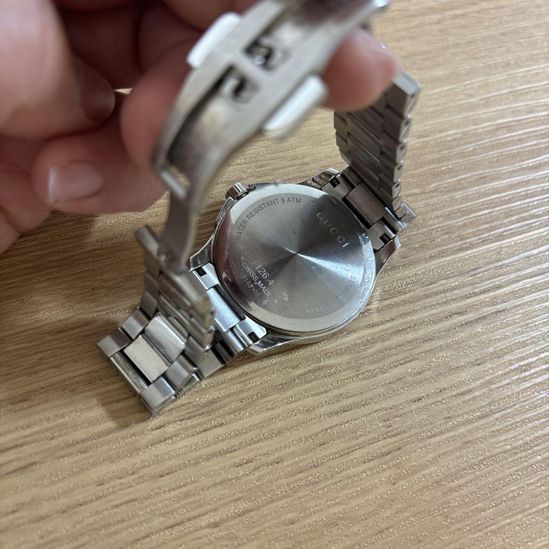 GUCCI メンズ時計　126.4