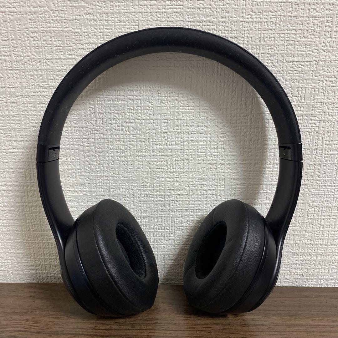 【付属品全て有り】BEATS SOLO3 black ヘッドホン【傷有り特価】