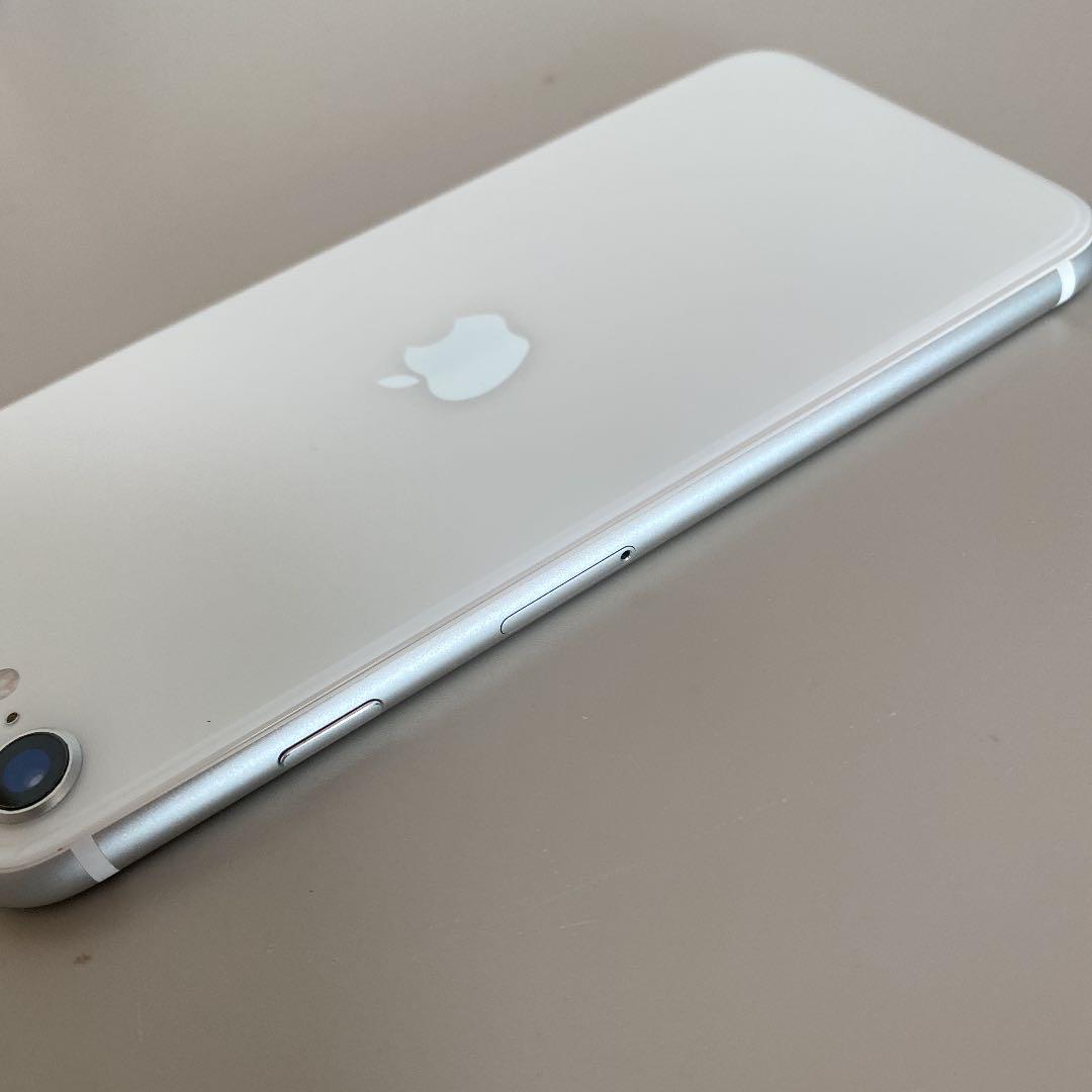 定番大人気 iPhone 128 GB SIMフリー 55459F Lv7fM-m78545891616 SE2 ホワイト 新作在庫あ