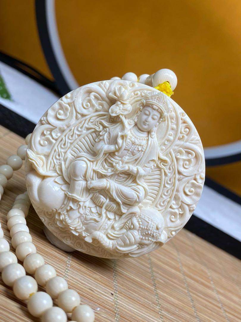 天然マンモス牙美しい手作り彫刻　普賢菩萨　ネックレス
