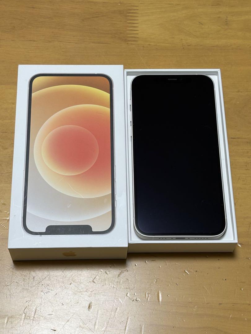 Apple iPhone 12 64GB ホワイト 本体　SIMフリー