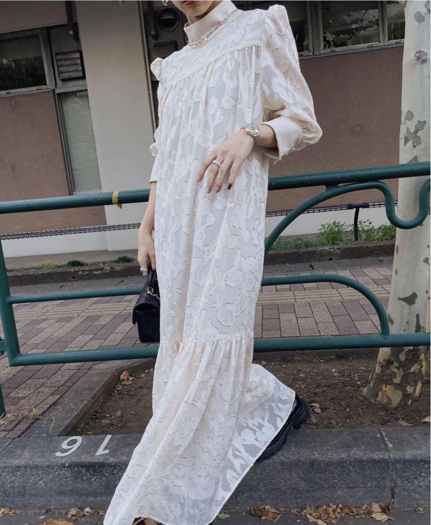 AMERI MEDI ALICE DRESS 新品 アイボリーMサイズ