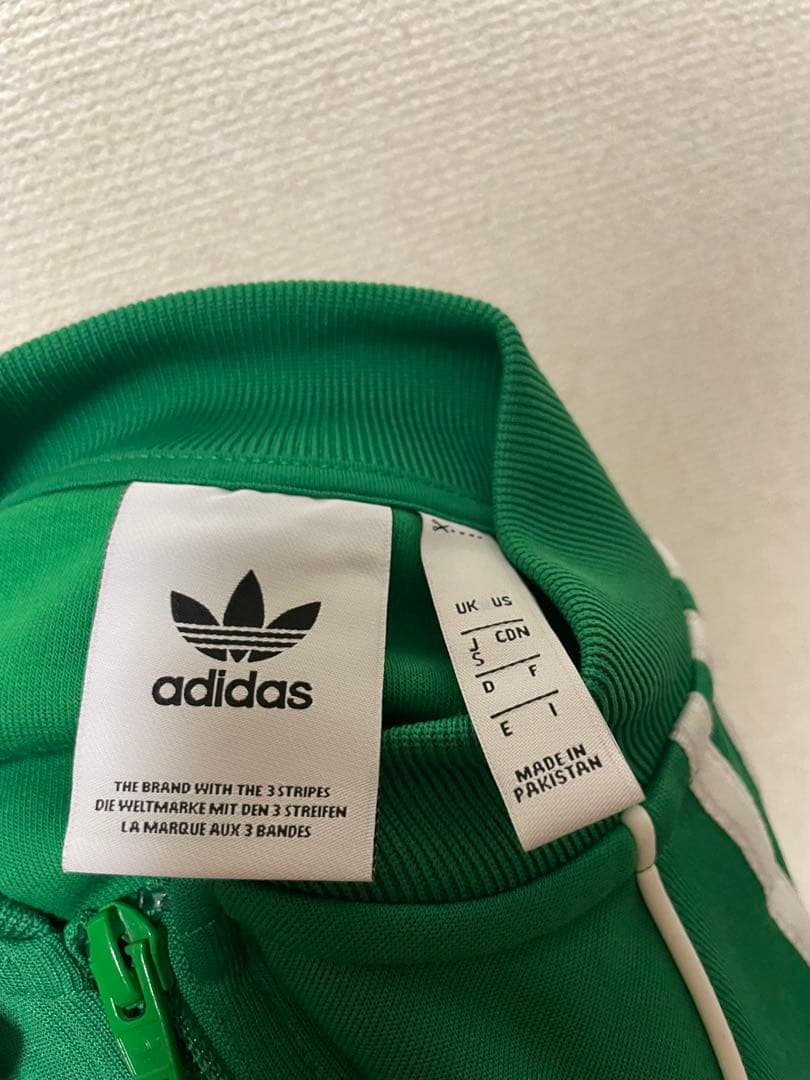 ★スーパースター★ アディダスオリジナルス トラックジャケット 緑 ジャージ ★スーパースター★ アディダスオリジナルス トラックジャケット 緑 ジャージ