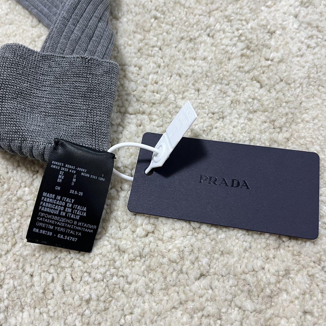新品 定番 PRADA プラダ 靴下 ソックス ロング ロゴプレート 三角ロゴ