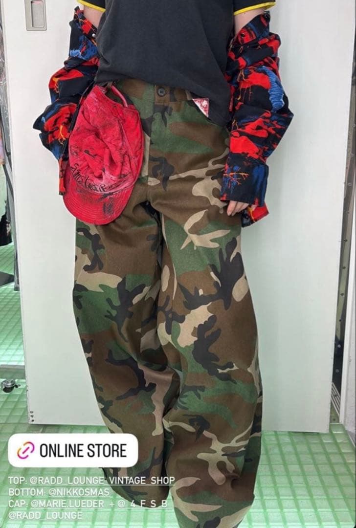 nik kosmas ワイド カーゴパンツ カモvaqueraL VAQUERA