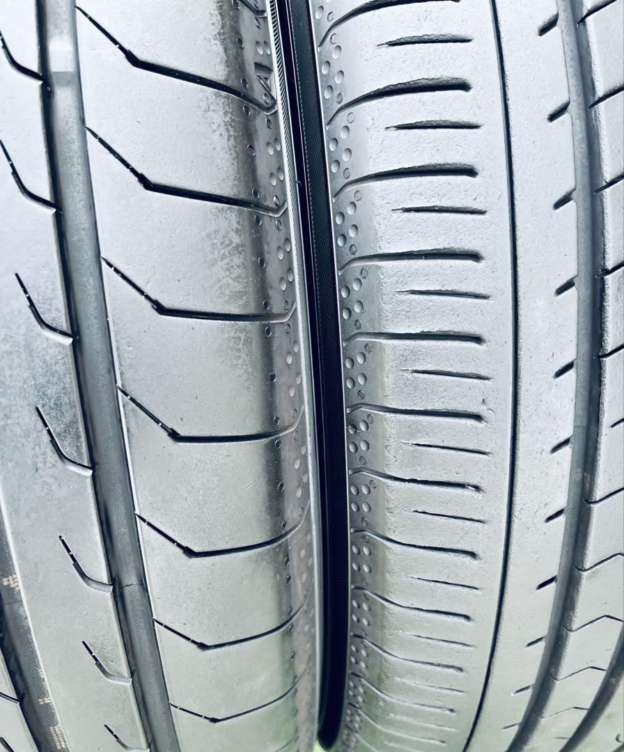 225/55 R17 YOKOHAMA BluEarth-RV RV03.23年