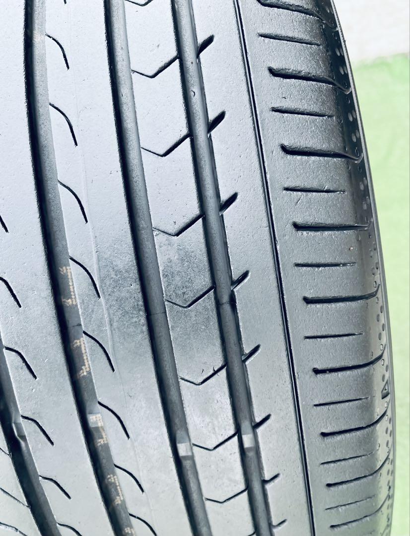 225/55 R17 YOKOHAMA BluEarth-RV RV03.23年