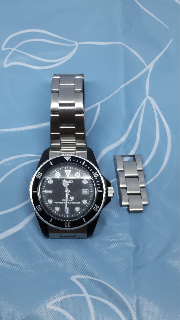 タイメックス サブマリーナ　40mm ブラック稼働中美品最終値下げ