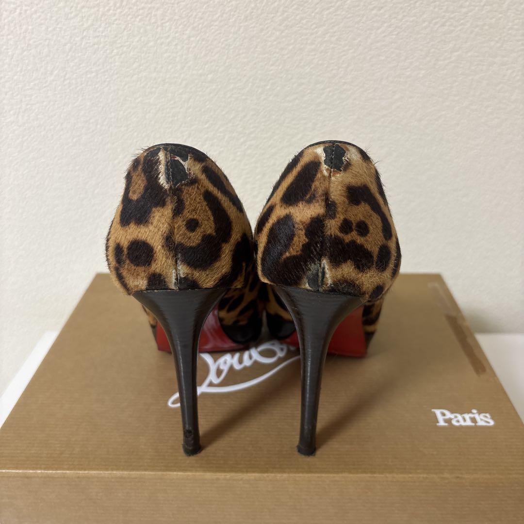 Christian Louboutin ハラコ レオパード パンプス