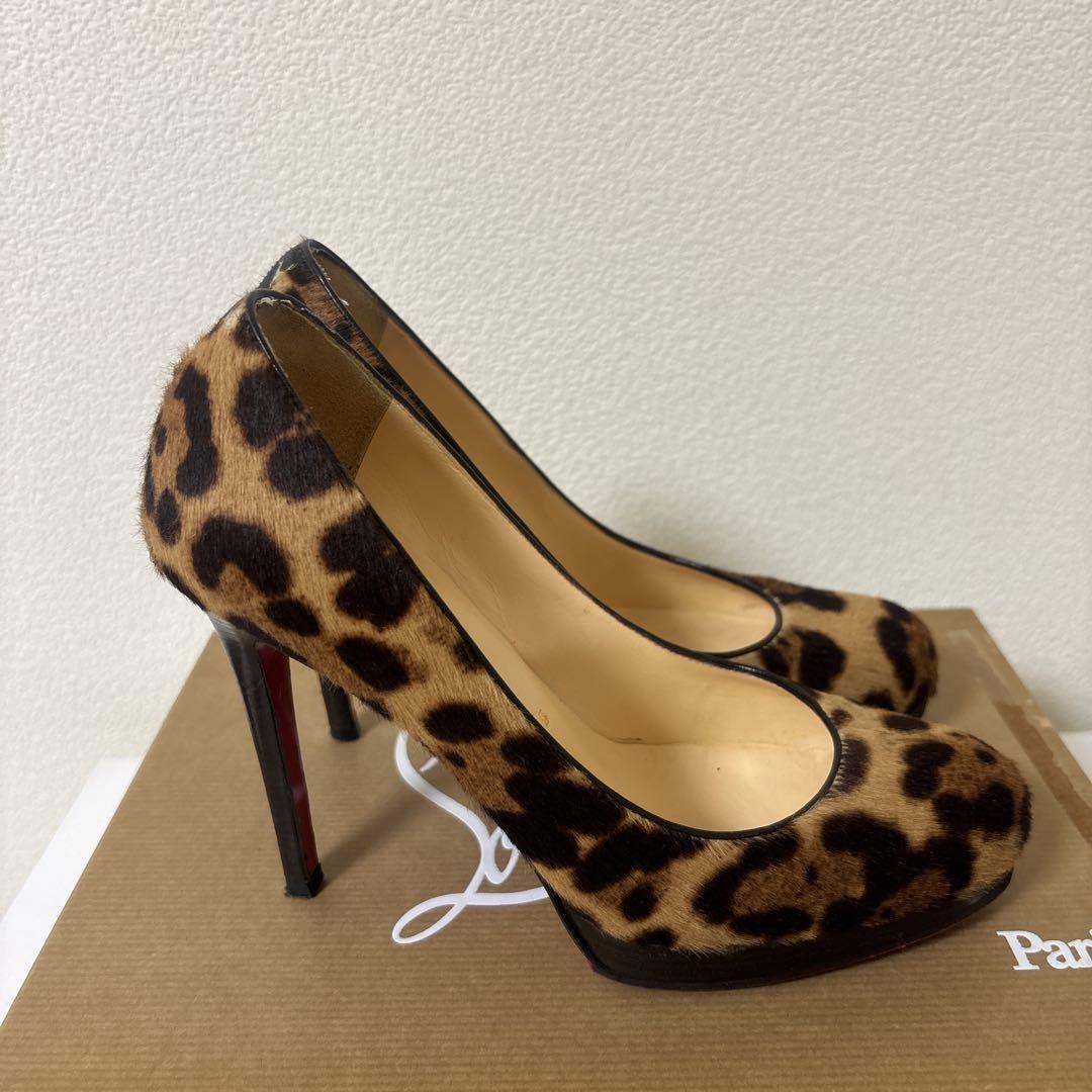 Christian Louboutin ハラコ レオパード パンプス