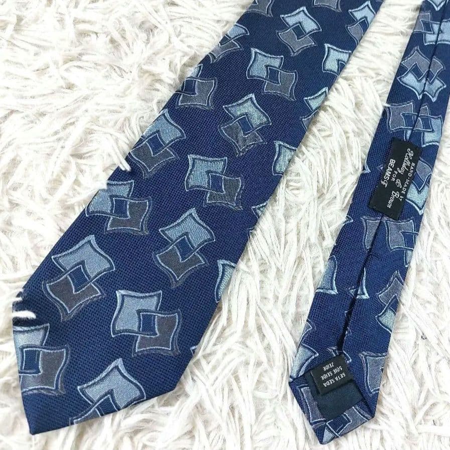 極美品 BEAMS F × Holliday&Brown 総柄 シルク ネクタイ