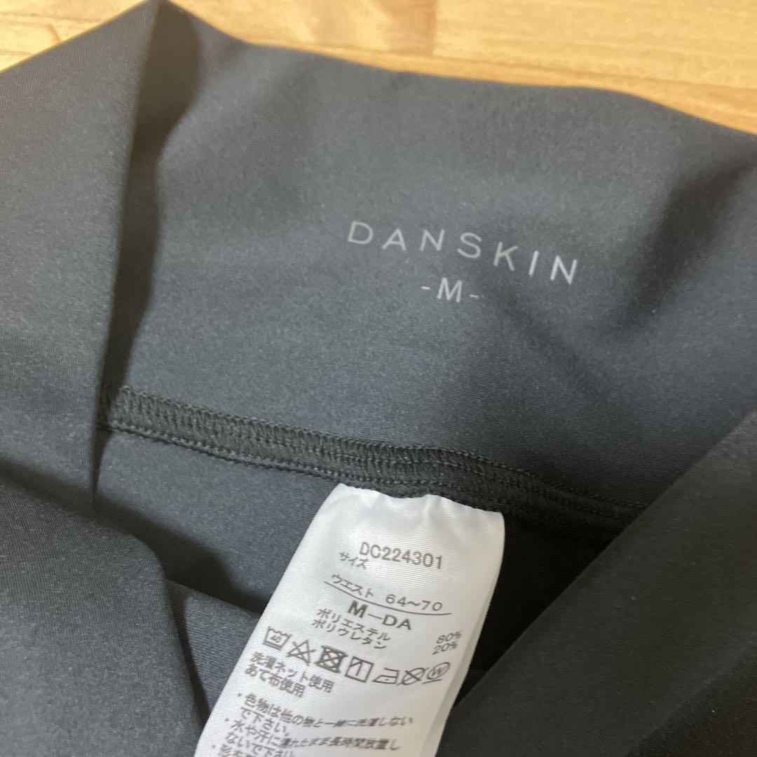 ダンスキン　ストレッチ　レギンス　Mブラック
